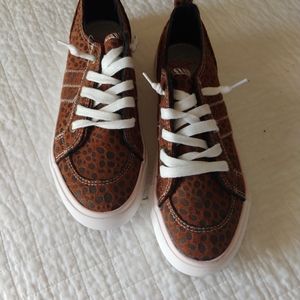 Print Pattern Tennis Shoes